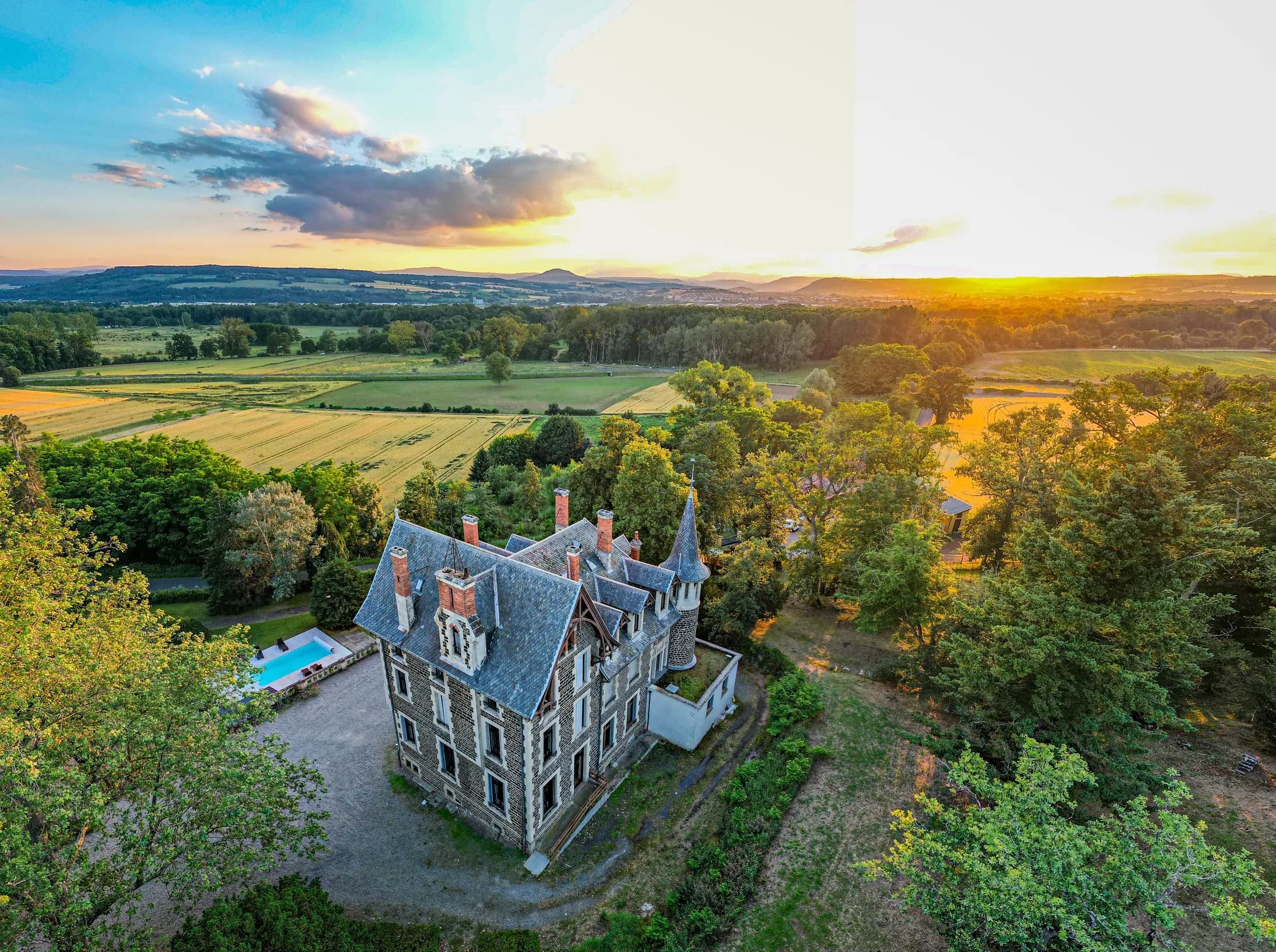 Les environs du Manoir, en Auvergne